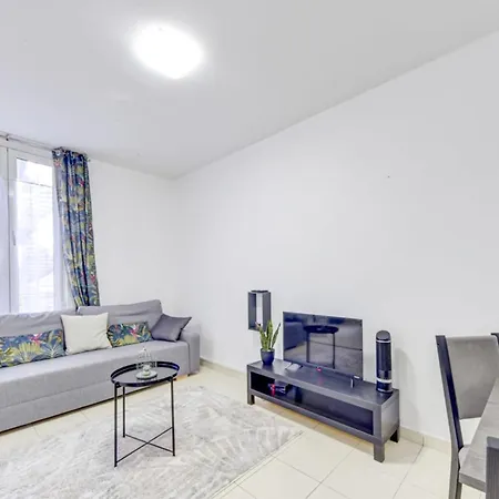 Apartment Bright Near Paris *